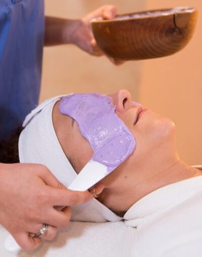 LAVENDER FACIAL TREATMENT